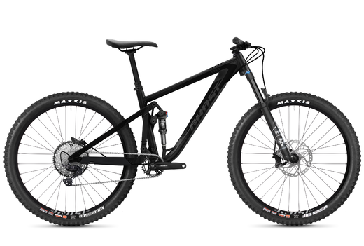 74ri1002_py20_riot_trail_essential_al_black.png